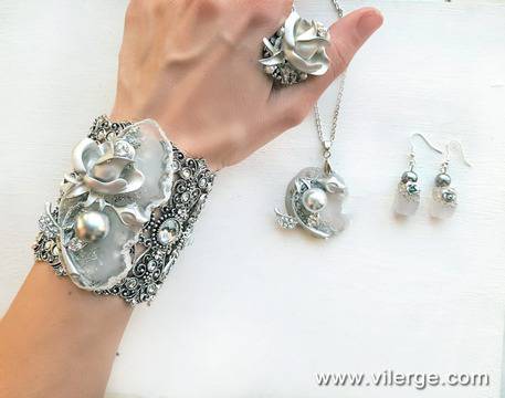 8 Актуални бижута за Осми март и жени от Бижута VILERGE