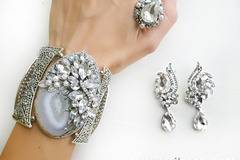 Актуалните бижута и празник на жената от Бижута VILERGE