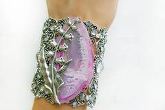 Романтични подаръци и гривни за 8Март от Бижута VILERGE