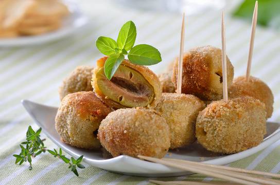 Панирани гръцки маслини