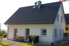 Кога ще ги стигнем? Вижте как германци строят цяла къща само за 24 часа (видео)