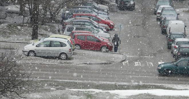 ОТНОВО ОБИЛЕН СНЯГ СЛЕД ДЪЖДА ВЪВ ВАРНА РАЗЛИЧНИТЕ НОВИНИ DIFFERENT NEWS