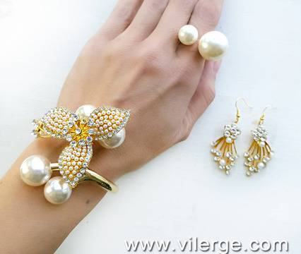 Вълшебни бижута с перли за абитуриентски балове