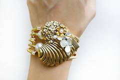 Гривни с перла за абитуриентски бал Колекция 2018