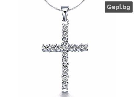 Кръст дамско колие с инкрустирани кристали Цирконий!