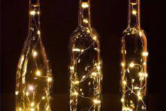 Запушалка за бутилка с 20 броя топло бели LED лампички за декорация