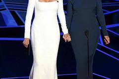 Високо самочувствие: Обичайте себе си и ще бъдете успешни и щастливи