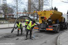До края на седмицата започват да запълват дупките по улиците с топъл асфалт