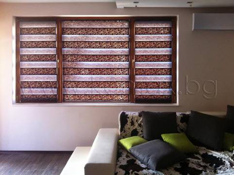 Здравословна среда у дома: как да обезпрашим щорите?