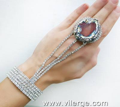 Вълшебни гривни за абитуриентски бал