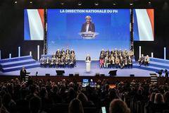 Преизбраха Марин льо Пен за лидер на Национален фронт