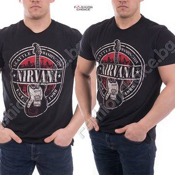 Черна мъжка тениска с китара и надпис NIRVANA