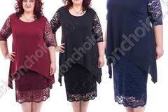 Елегантна дантелена макси рокля с едноцветна горна част /4XL-5XL/