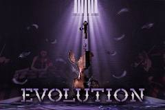 Величественото представяне на „Еволюция“ и Мерлин Арно