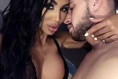 Плеймейтката Анджелина и моделът Йордан си спретнали порното, за да влязат в новия „Биг Брадър“