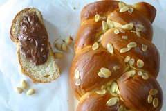 Рецепта за гръцки козунак – Τσουρέκι (традиционен гръцки Великденски хляб)