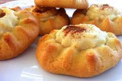 Рецепта от Крит за сладки със сирене (Καλιτσουνια)