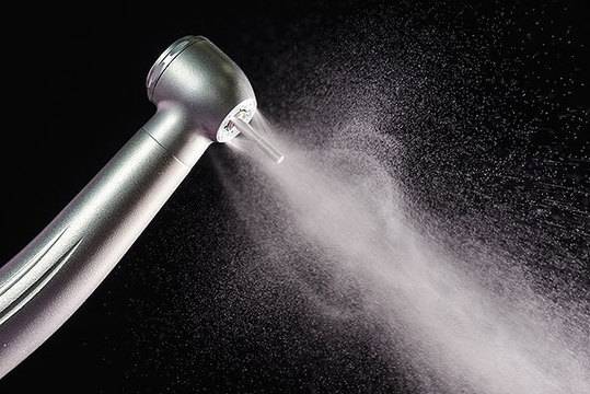 Защо всеки кабинет трябва да притежава дестилатор за вода