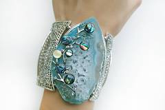 Елегантни гривни за абитуриентски балове 2018