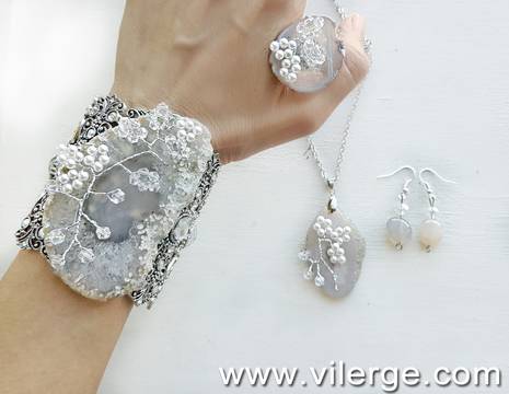 Приказна колекция бижута за абитуриенти и балове 2018