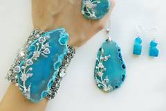 Лукс и красота с бижута за абитуриенти и бал 2018