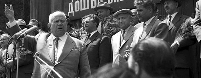 България 16-та република на Съветския съюз?