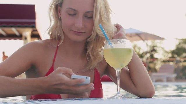 Топ 3 на зодиакалните знаци, които пращат пияни съобщения до бившите