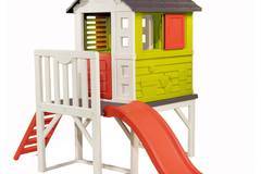 Къща за игра Smoby с пързалка