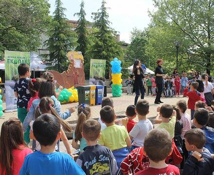 Айтоските деца се учеха да събират разделно отпадаци