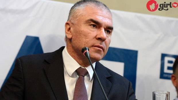 Веселин Марешки иска референдум за излизане на България от НАТО