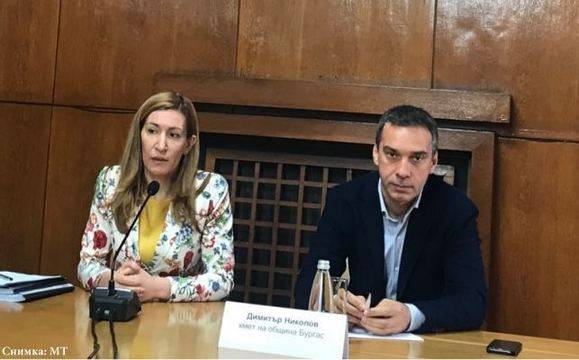 Николов поиска държавата да предостави на Община Бургас плажа Атанасовска коса