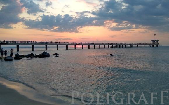 Бургас посреща първото юлско утро с култовите „Обратен ефект“ и Стефан Вълдобрев