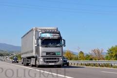 Временно ограничават движението на тирове по най-натоварените пътища