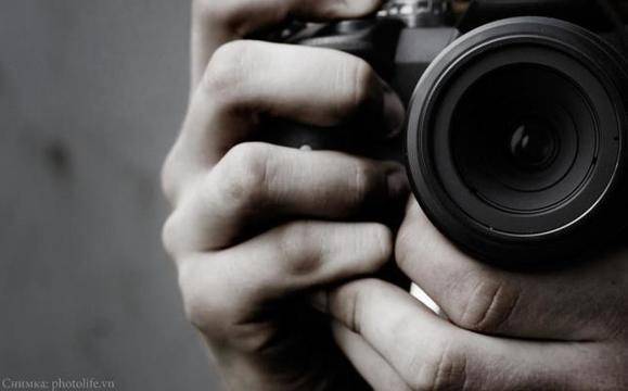 Бургаската фотографска общност празнува 10 години с изложба