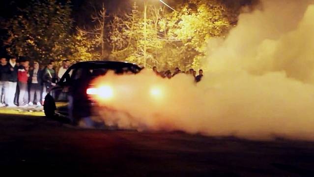 Старозагорци сигнализират за незаконни дрифтинг състезания в парк „Артилерийски“