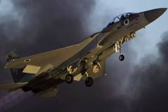 Израел атакува ирански позиции в Сирия