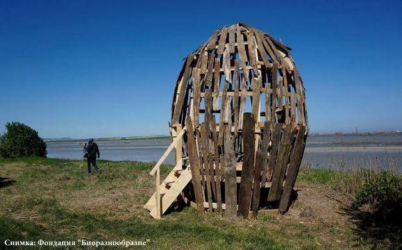 В четвъртък откриват лендарт инсталациите на Атанасовското езеро