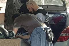 Скандал в Пловдив: Задържаха шефове от Здравната каса с 30 торби, натъпкани с пари