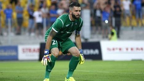 Левски търси вратар от чужбина – SportVox