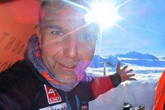 Хеликоптерът за спасителната операция за Боян още не е излетял, издирват ли го или не