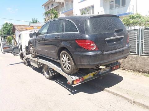 Превоз на мерцедес джип за регистрация до кат от автокъща