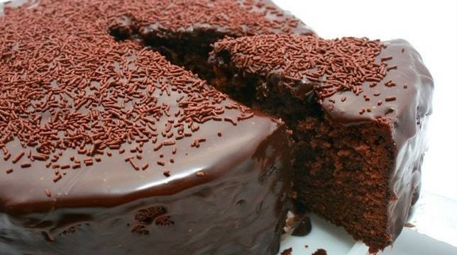 Уникален десерт без яйца, мляко, масло и без мръсни съдове в мивката!