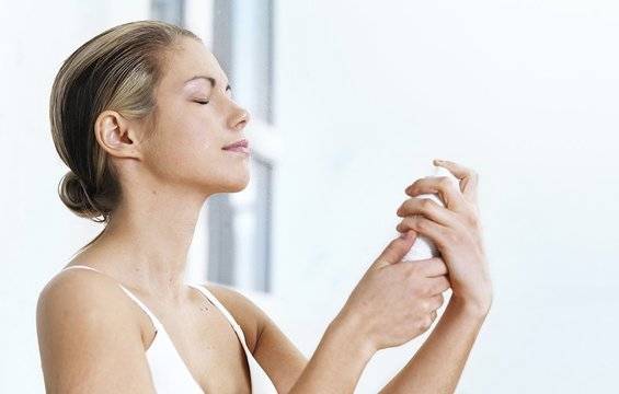 Как да се охладим с етерични масла през горещите дни?