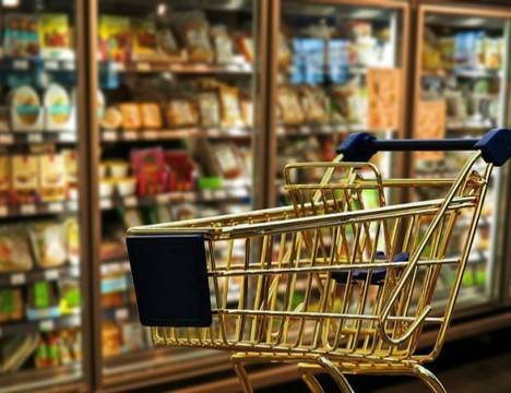 Хранителни гиганти въвеждат цветни етикети на стоките според състава им