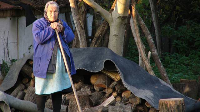 Баба ми казваше: Мъжът е главата на семейството, но жената е врата… и още мъдри съвети!