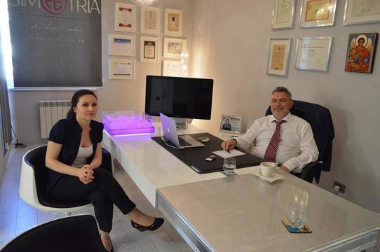 В момента лекувам 340-килограмов мъж от Пловдив – Д-р Габриел, специалист по бариатрична хирургия