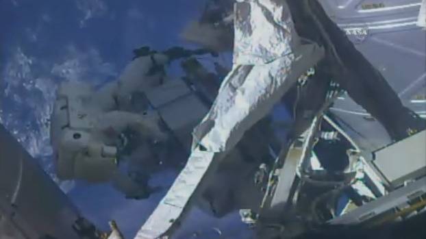 Днес, на 16-ти май, двама астронавти излязоха в открития космос по поддръжката на МКС