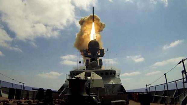 Русия разполага крилати ракети „Калибър“ в Средиземно море