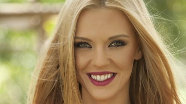 Уволняват Натали Трифонова от bTV заради Стаси Цалова