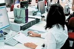 Над 4300 лв. е заплатата на някои държавни служители